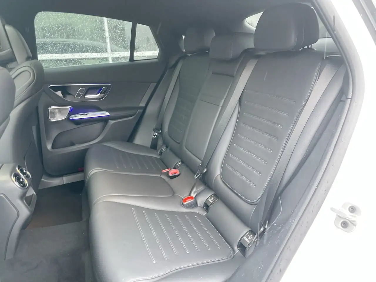 Mercedes-Benz GLC снимка Mercedes-Benz GLC