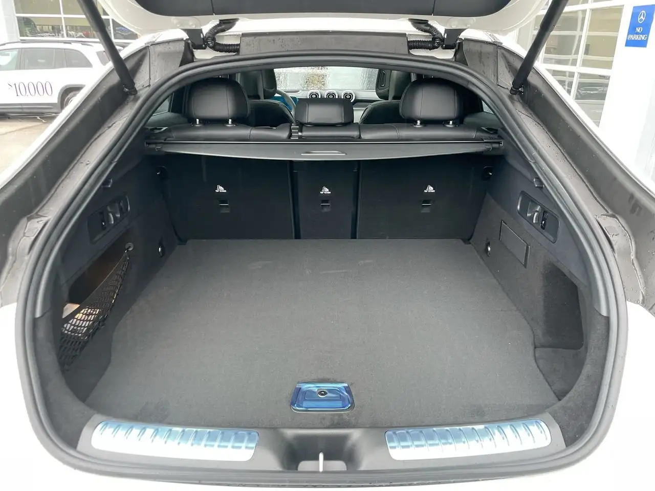 Mercedes-Benz GLC снимка Mercedes-Benz GLC