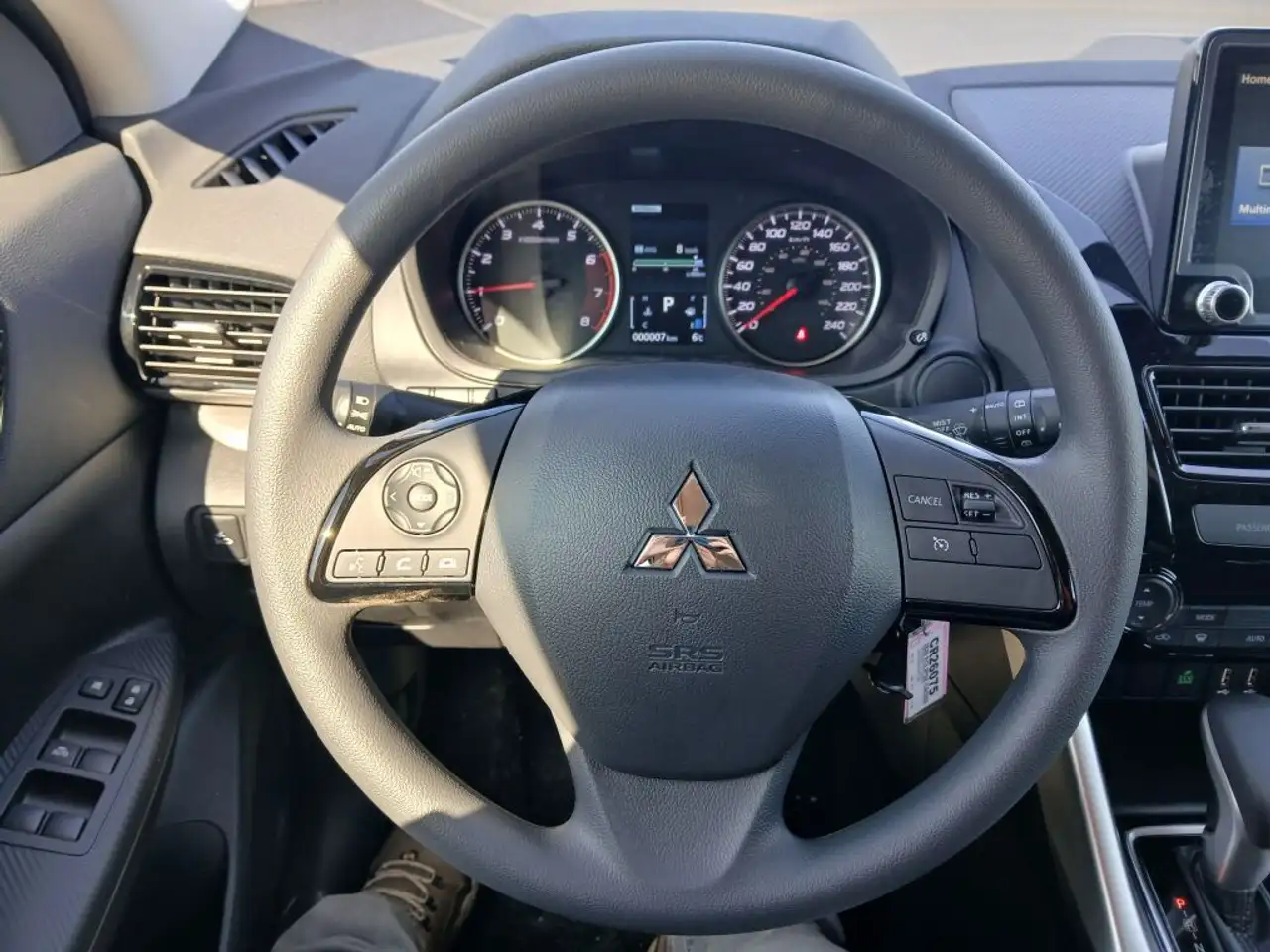 Mitsubishi Eclipse Cross снимка Mitsubishi Eclipse Cross