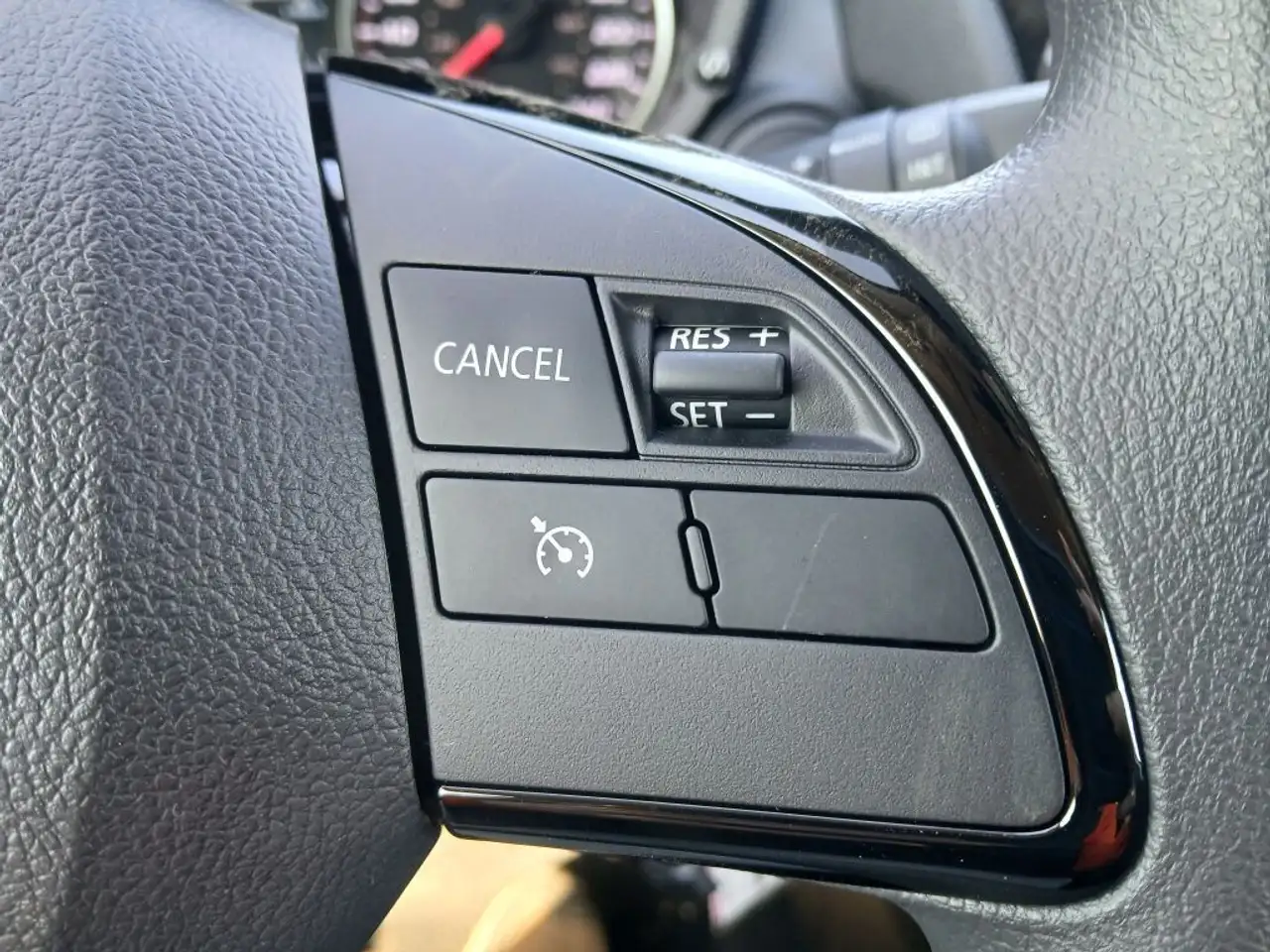Mitsubishi Eclipse Cross снимка Mitsubishi Eclipse Cross