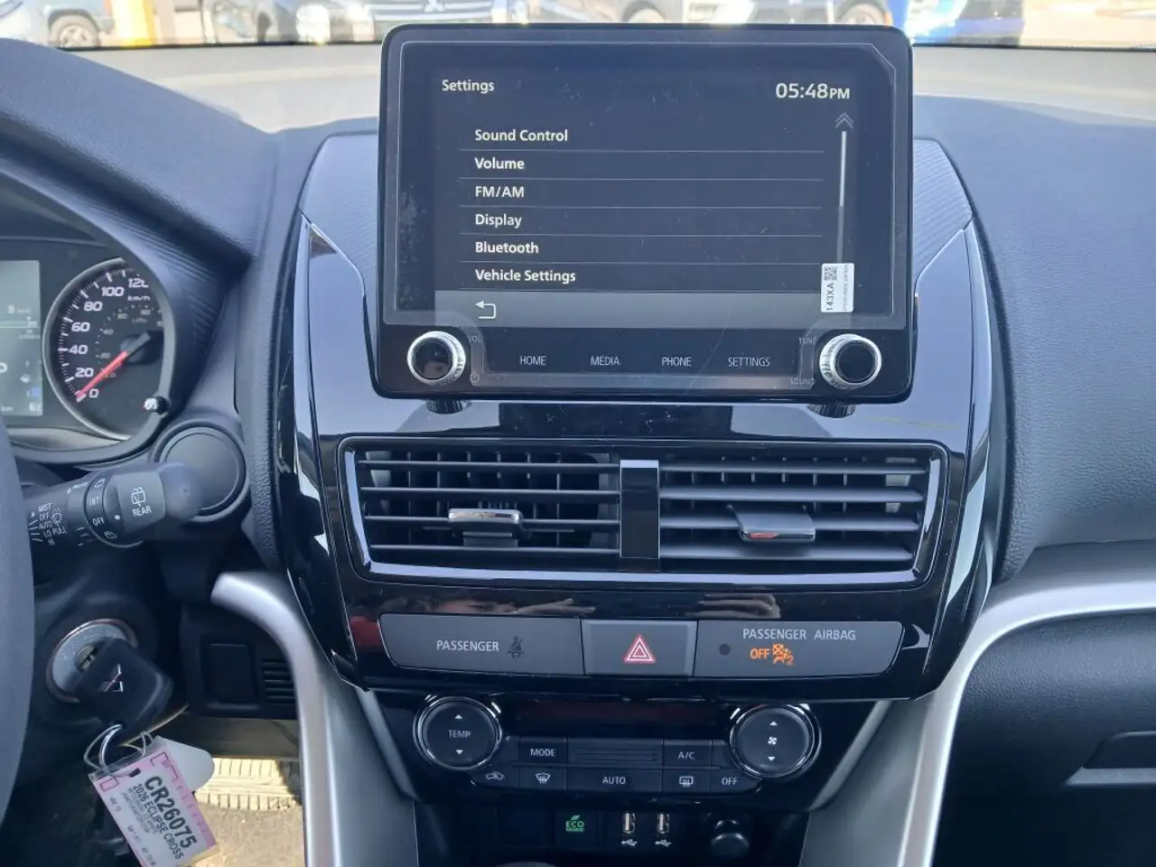 Mitsubishi Eclipse Cross снимка Mitsubishi Eclipse Cross