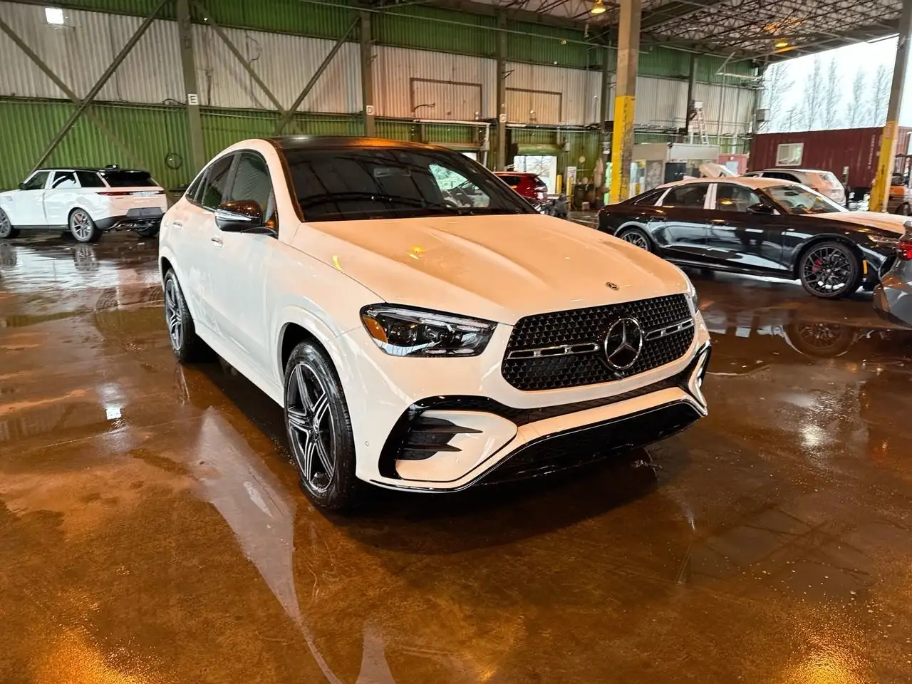 Mercedes-Benz GLE снимка Mercedes-Benz GLE