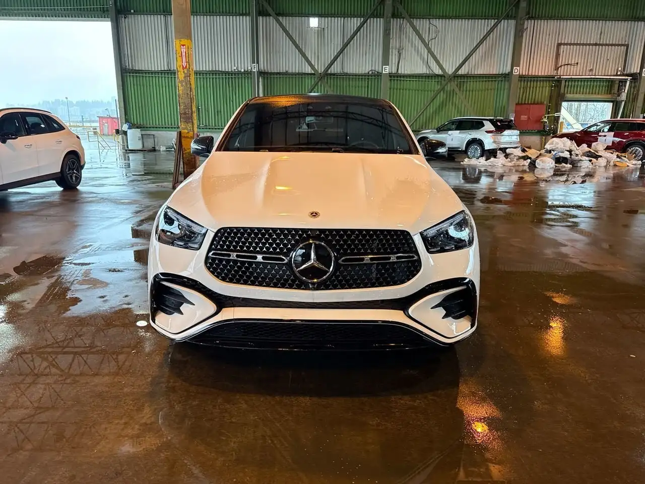 Mercedes-Benz GLE снимка Mercedes-Benz GLE