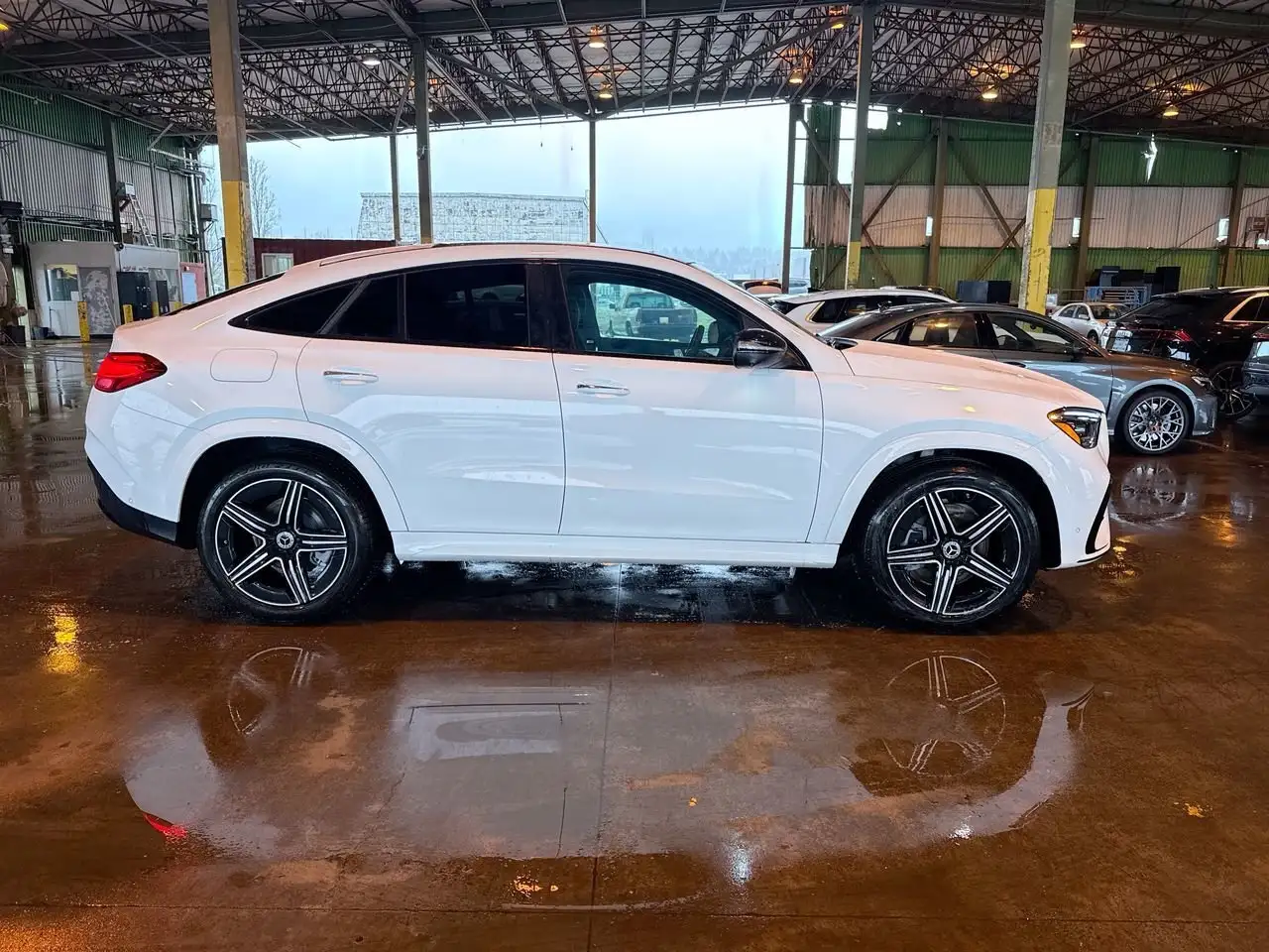 Mercedes-Benz GLE снимка Mercedes-Benz GLE