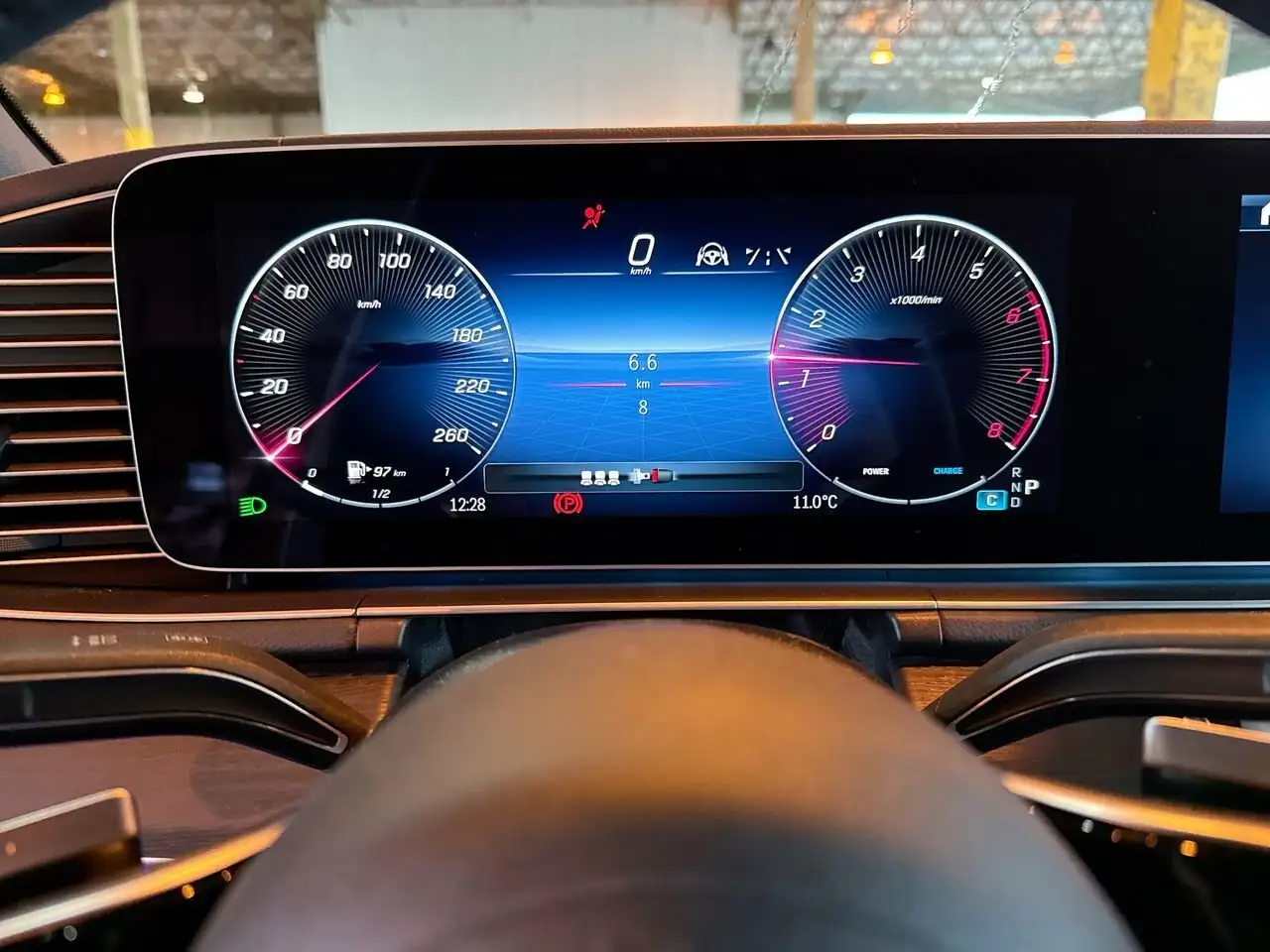 Mercedes-Benz GLE снимка Mercedes-Benz GLE