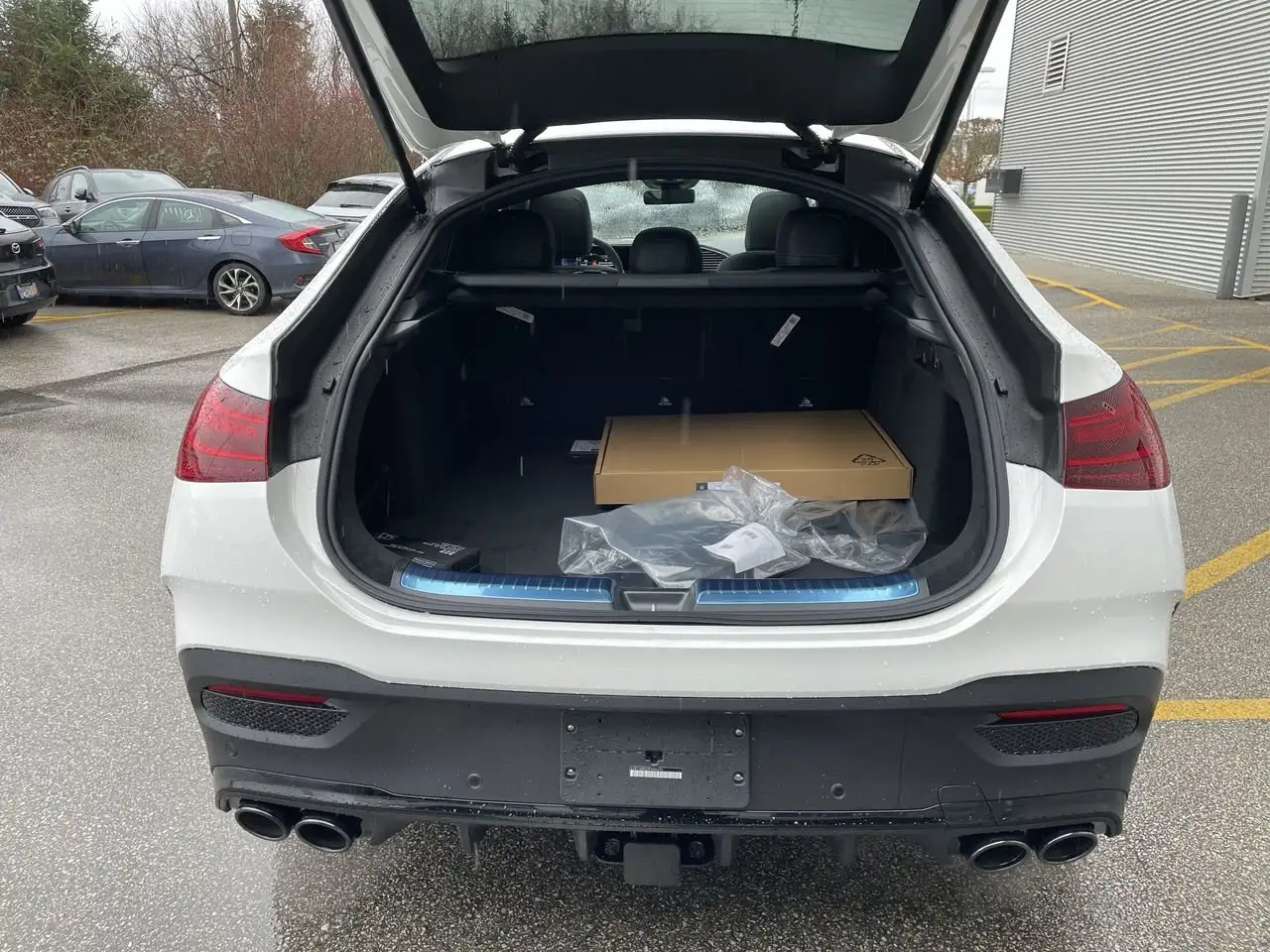 Mercedes-Benz GLE снимка Mercedes-Benz GLE