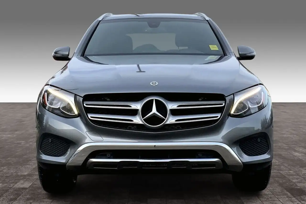 Mercedes-Benz GLC снимка Mercedes-Benz GLC