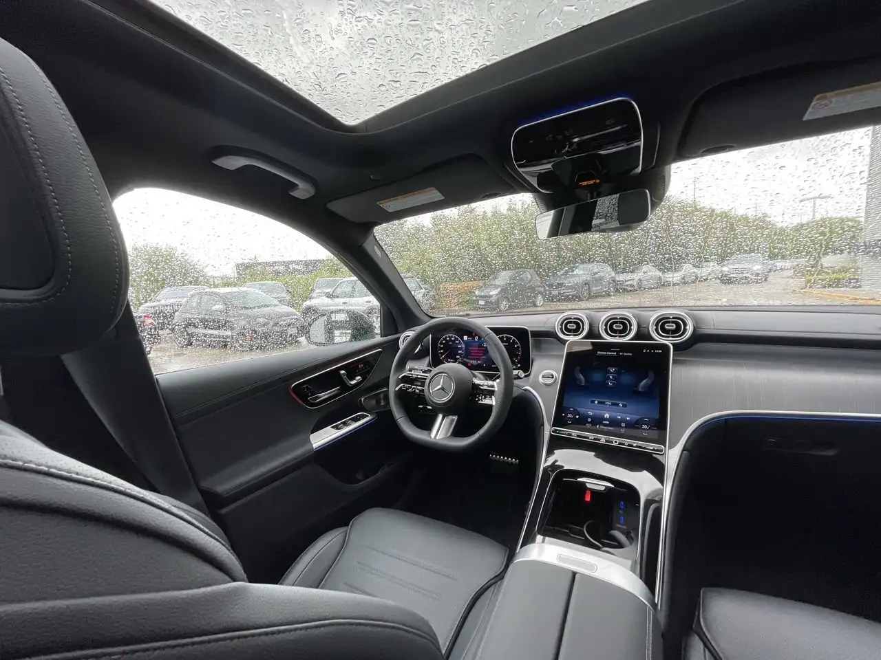 Mercedes-Benz GLC снимка Mercedes-Benz GLC