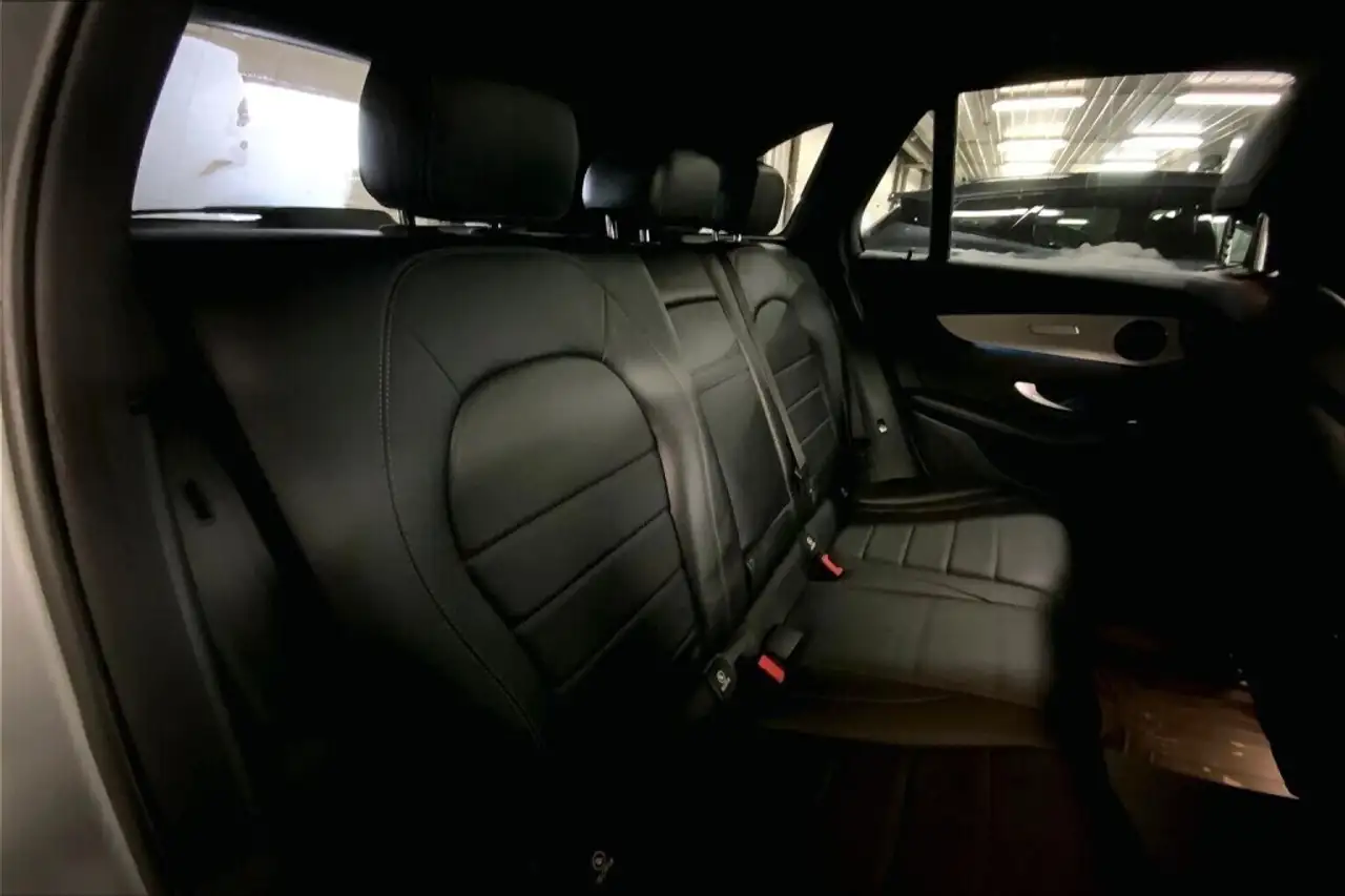 Mercedes-Benz GLC снимка Mercedes-Benz GLC