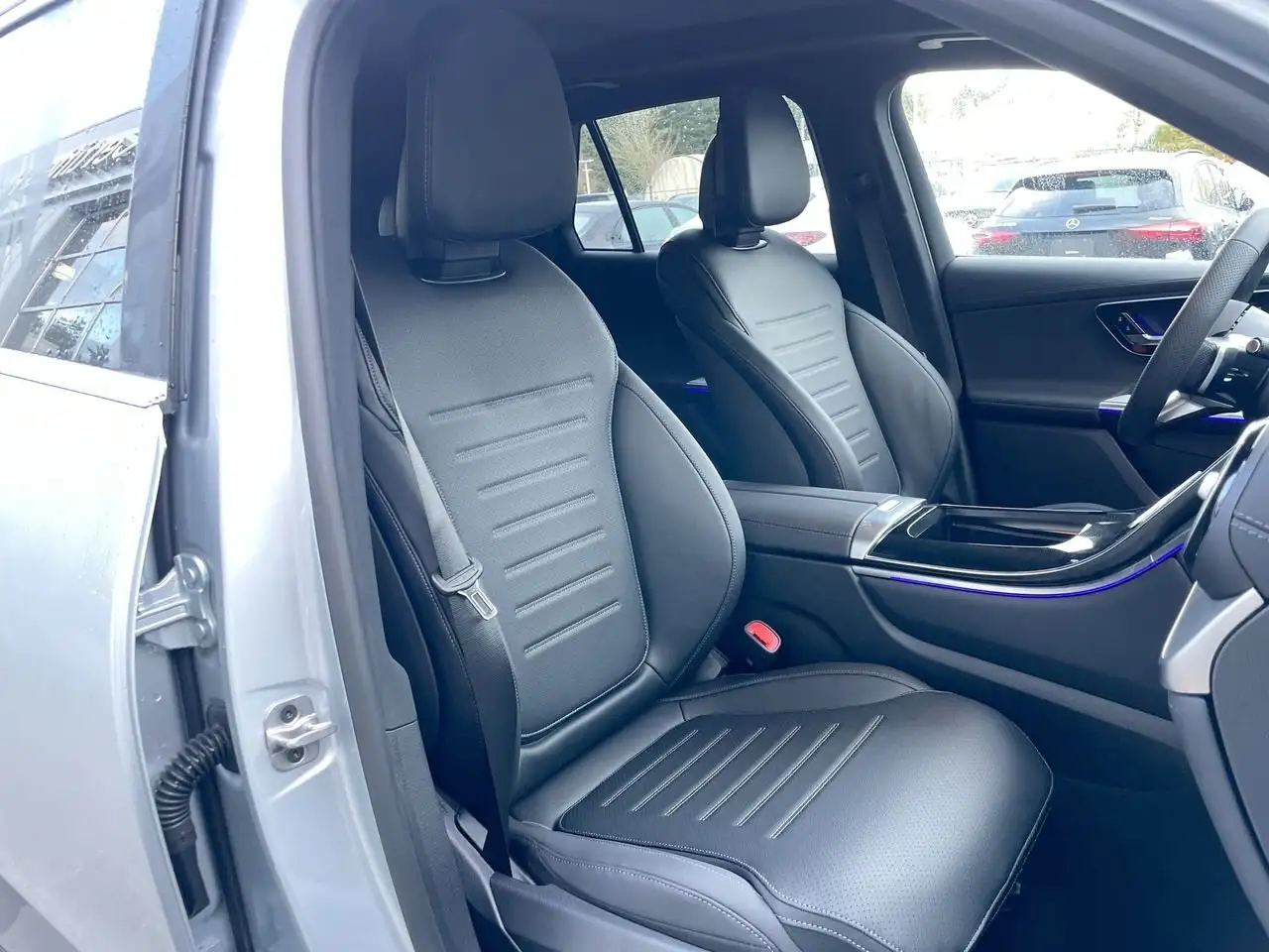 Mercedes-Benz GLC снимка Mercedes-Benz GLC