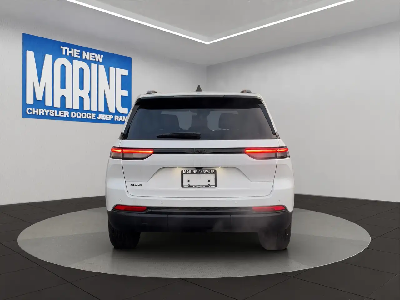Jeep Grand Cherokee снимка Jeep Grand Cherokee