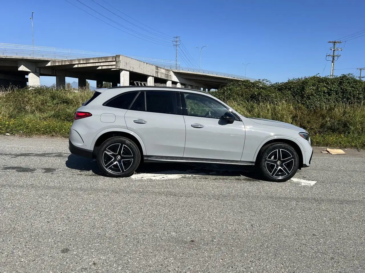 Mercedes-Benz GLC снимка Mercedes-Benz GLC