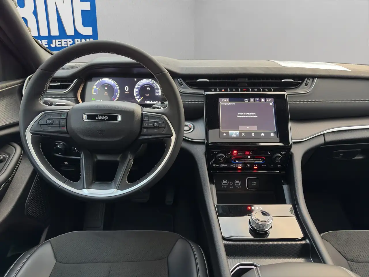 Jeep Grand Cherokee снимка Jeep Grand Cherokee