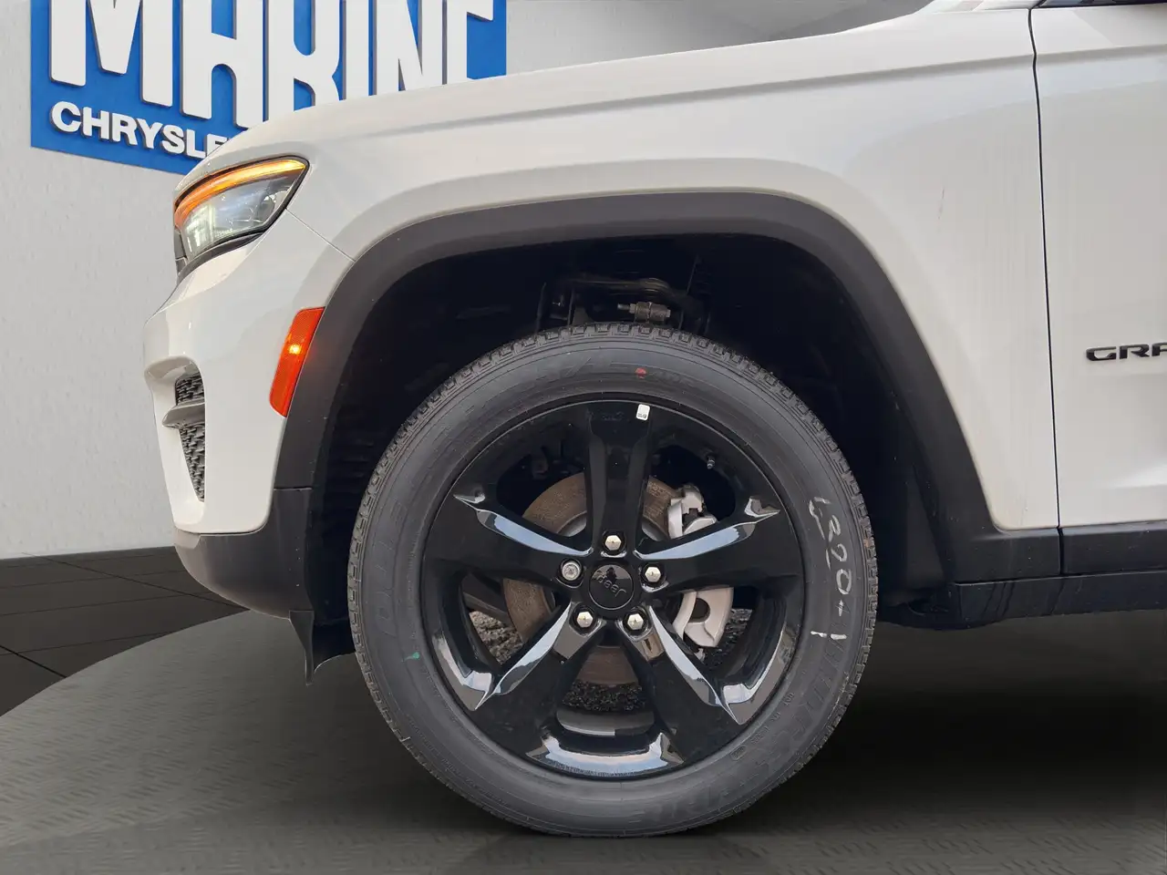 Jeep Grand Cherokee снимка Jeep Grand Cherokee