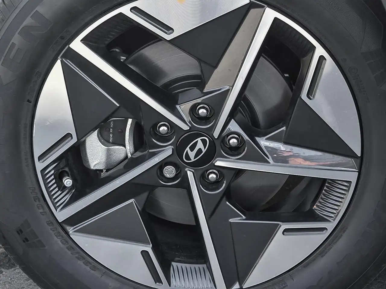 Hyundai TUCSON photo Hyundai TUCSON