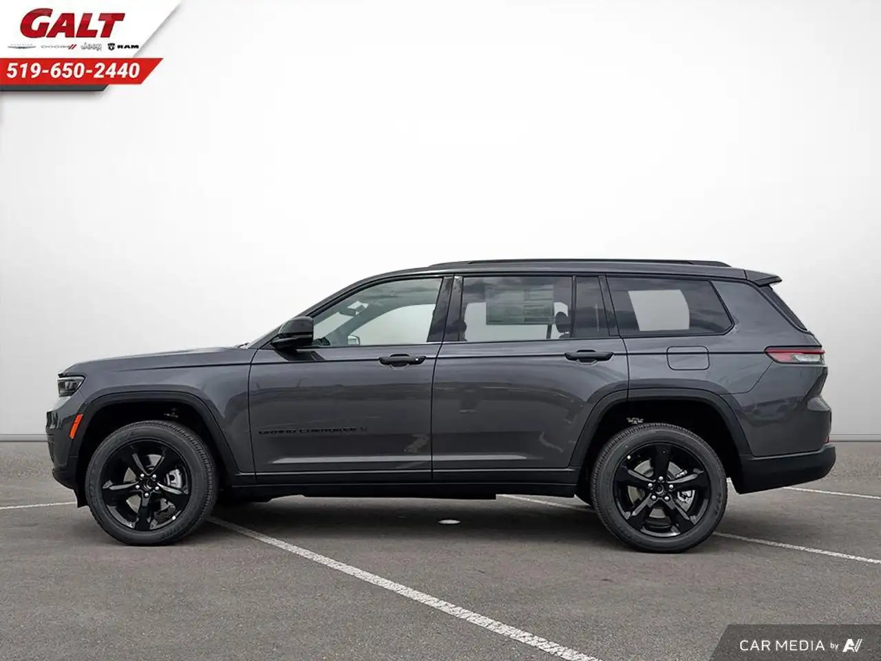 Jeep Grand Cherokee photo Jeep Grand Cherokee