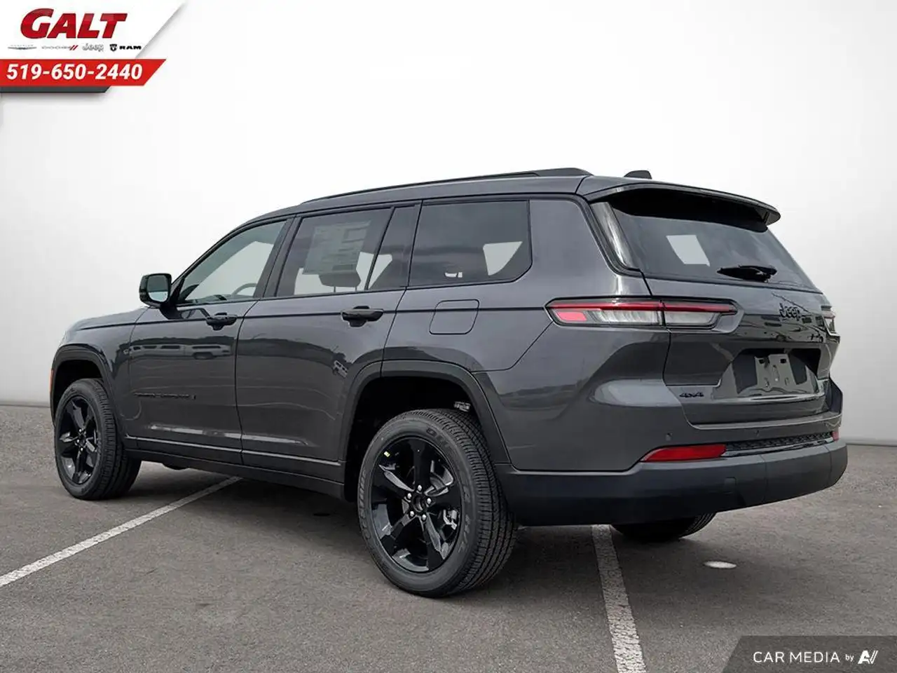Jeep Grand Cherokee photo Jeep Grand Cherokee