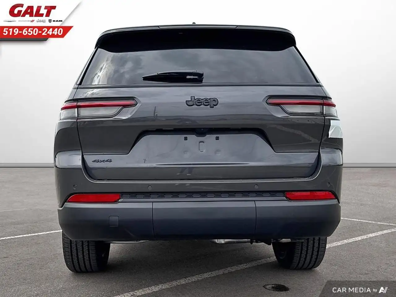 Jeep Grand Cherokee photo Jeep Grand Cherokee