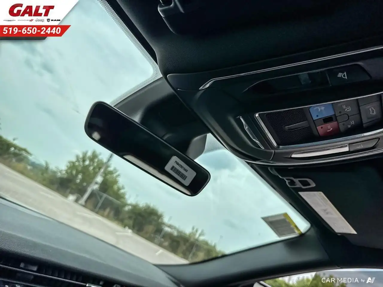 Jeep Grand Cherokee photo Jeep Grand Cherokee