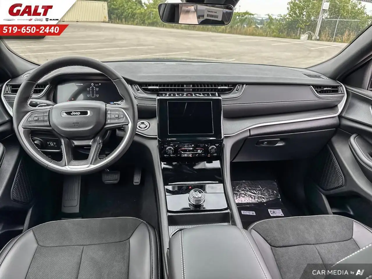 Jeep Grand Cherokee photo Jeep Grand Cherokee