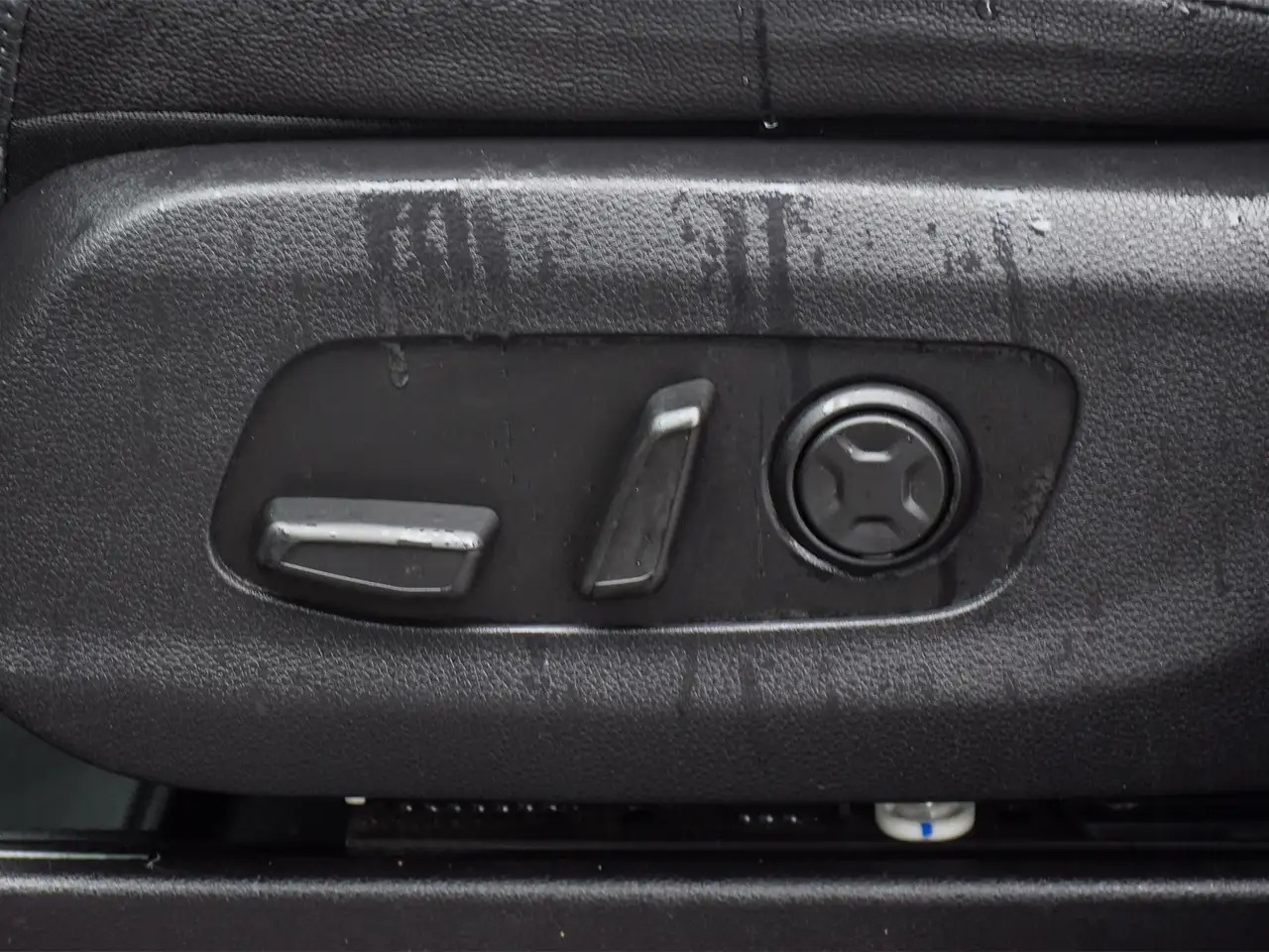 Kia Carnival photo Kia Carnival