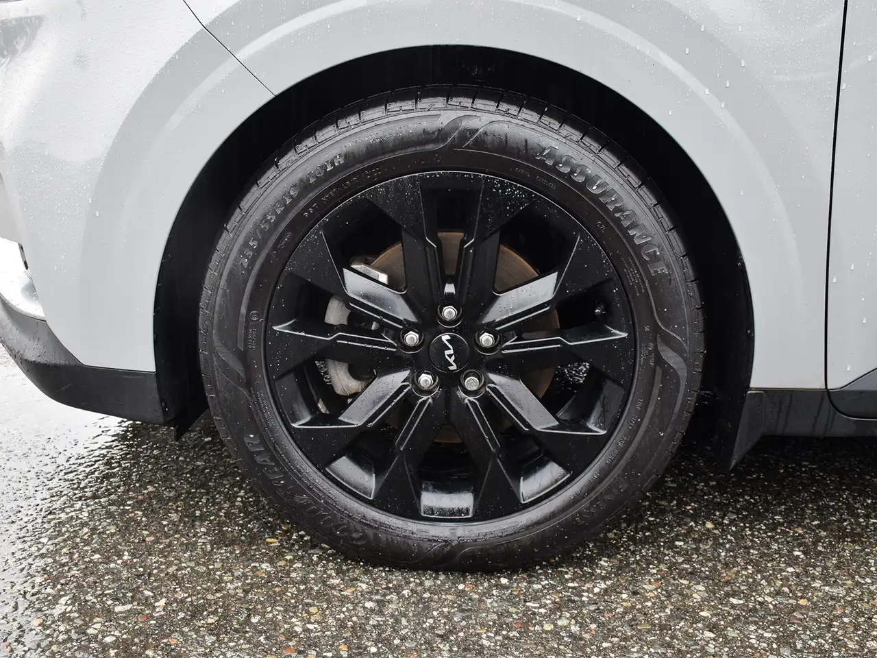 Kia Carnival photo Kia Carnival