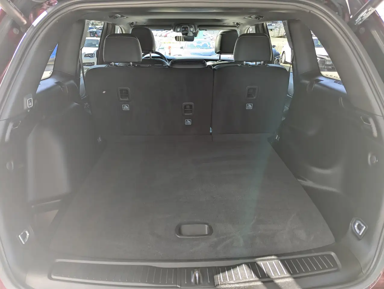 Jeep Grand Cherokee photo Jeep Grand Cherokee