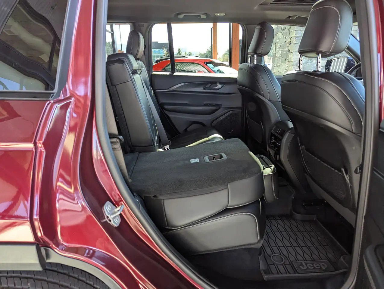 Jeep Grand Cherokee photo Jeep Grand Cherokee