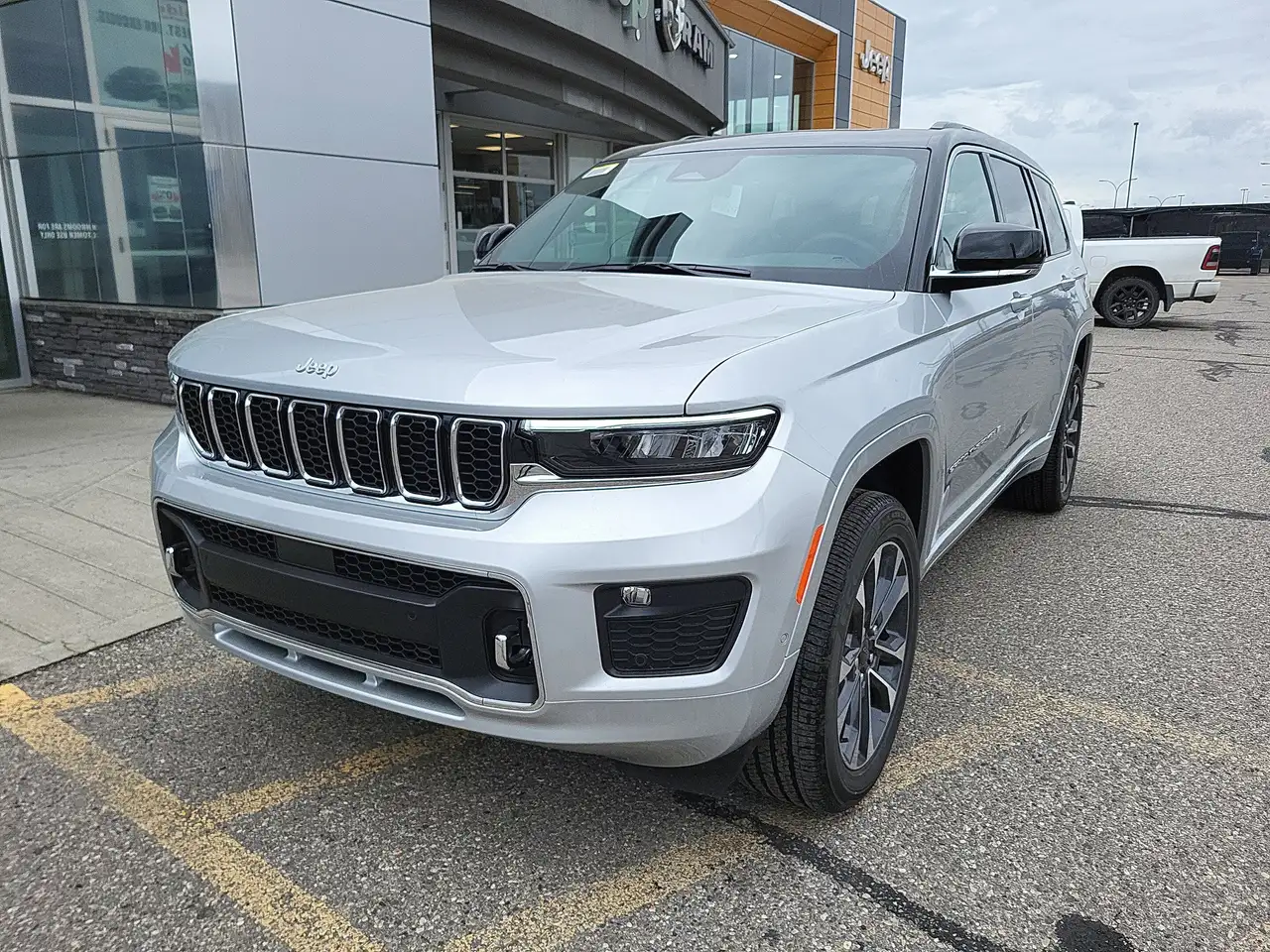 2025 Jeep Grand Cherokee