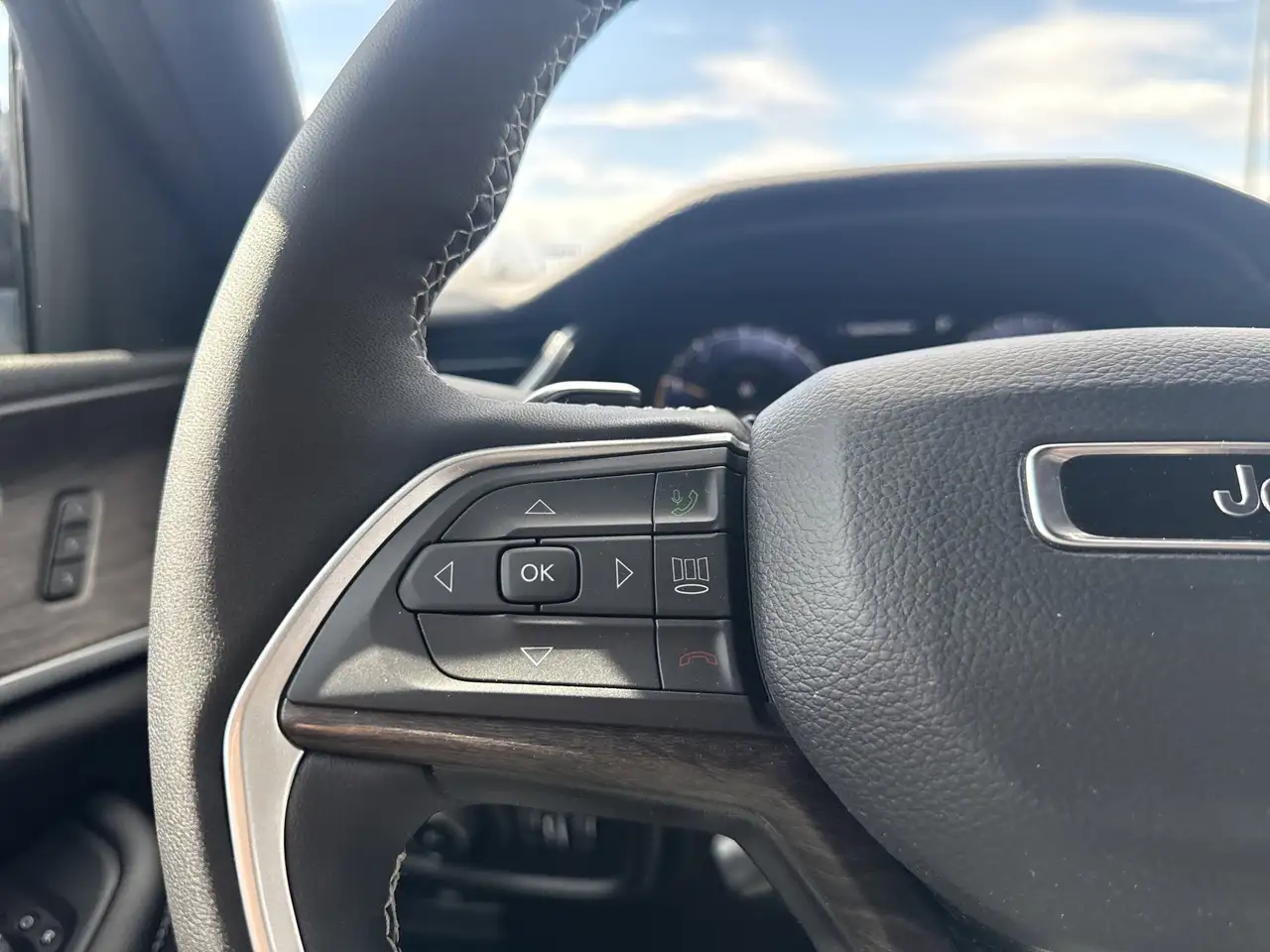 Jeep Grand Cherokee снимка Jeep Grand Cherokee