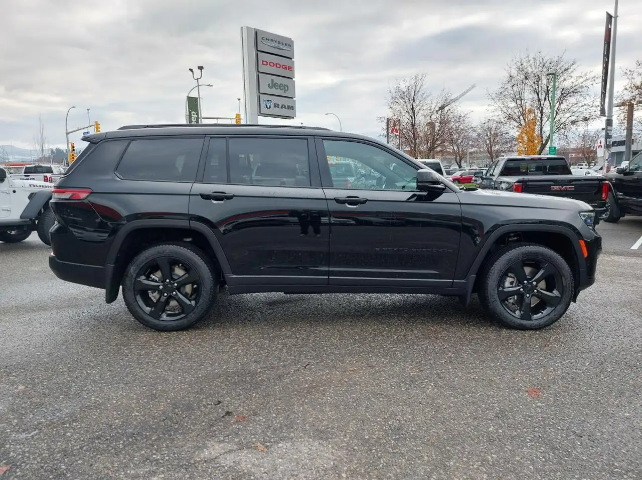 Jeep Grand Cherokee снимка Jeep Grand Cherokee