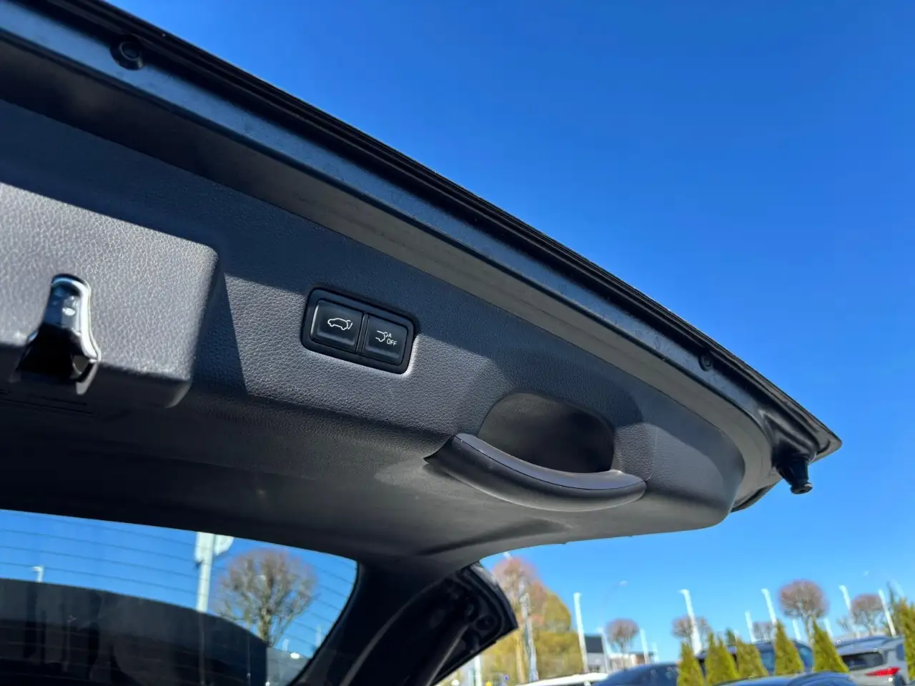 Kia Carnival photo Kia Carnival