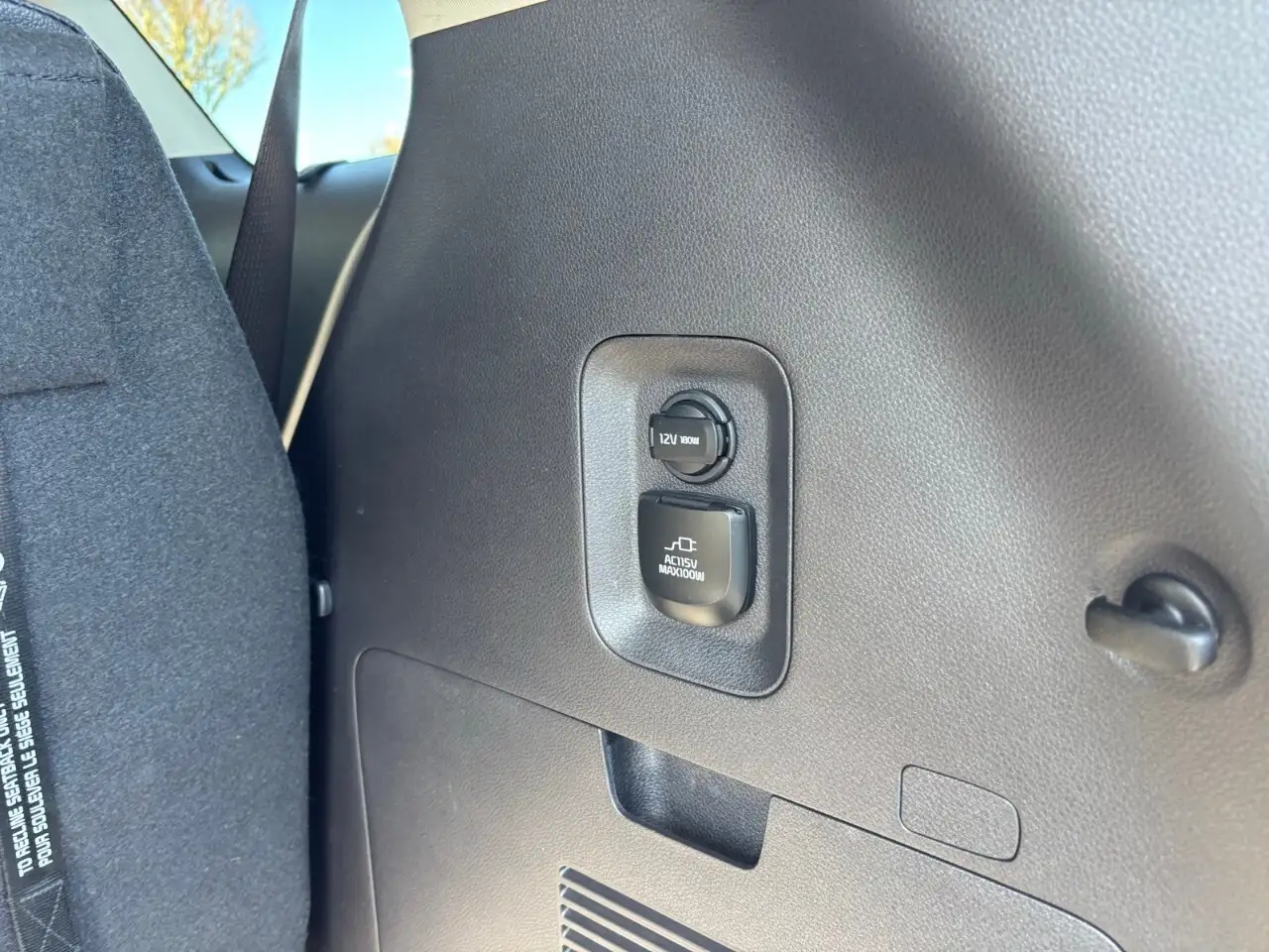 Kia Carnival photo Kia Carnival