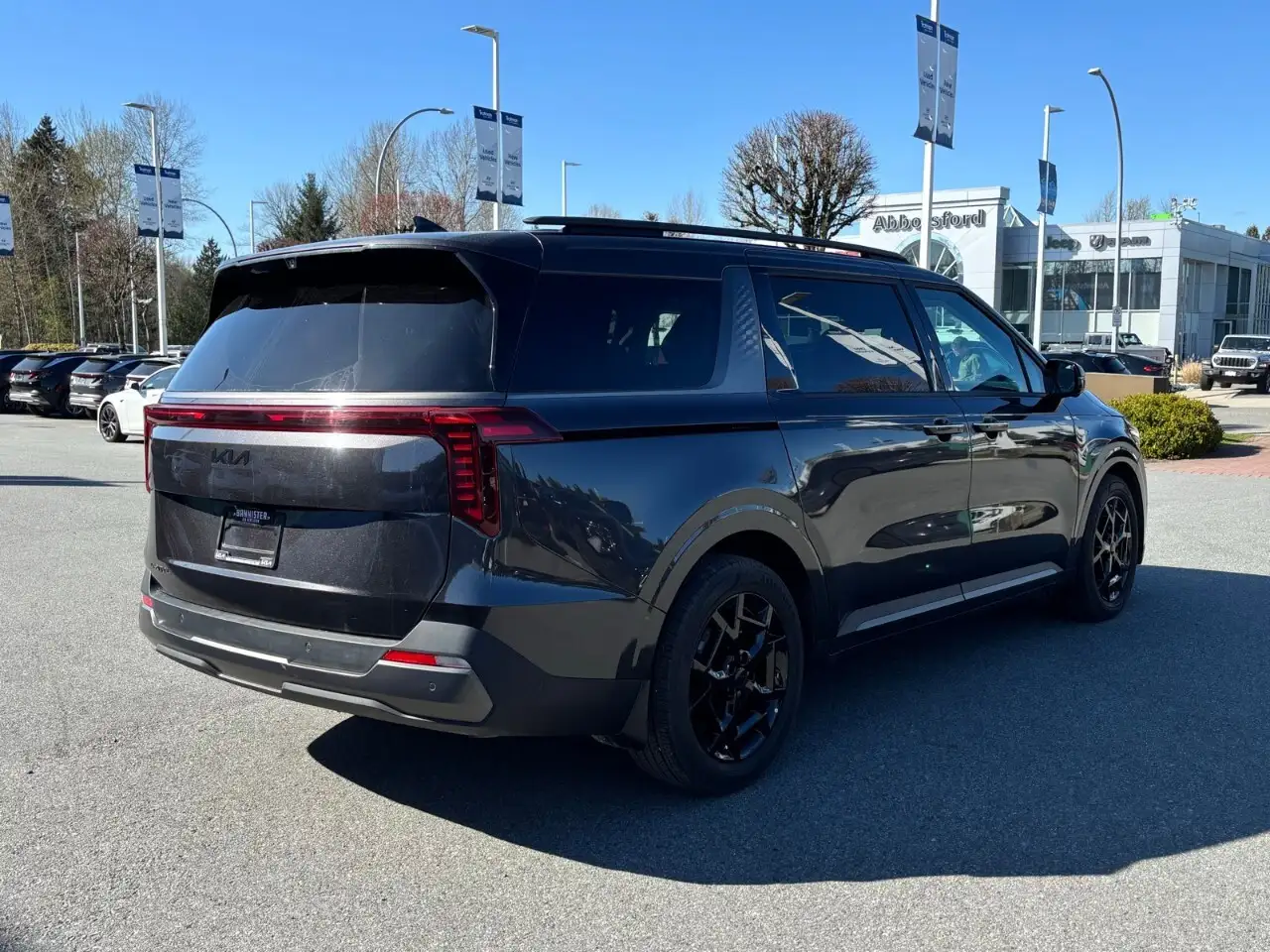 Kia Carnival photo Kia Carnival