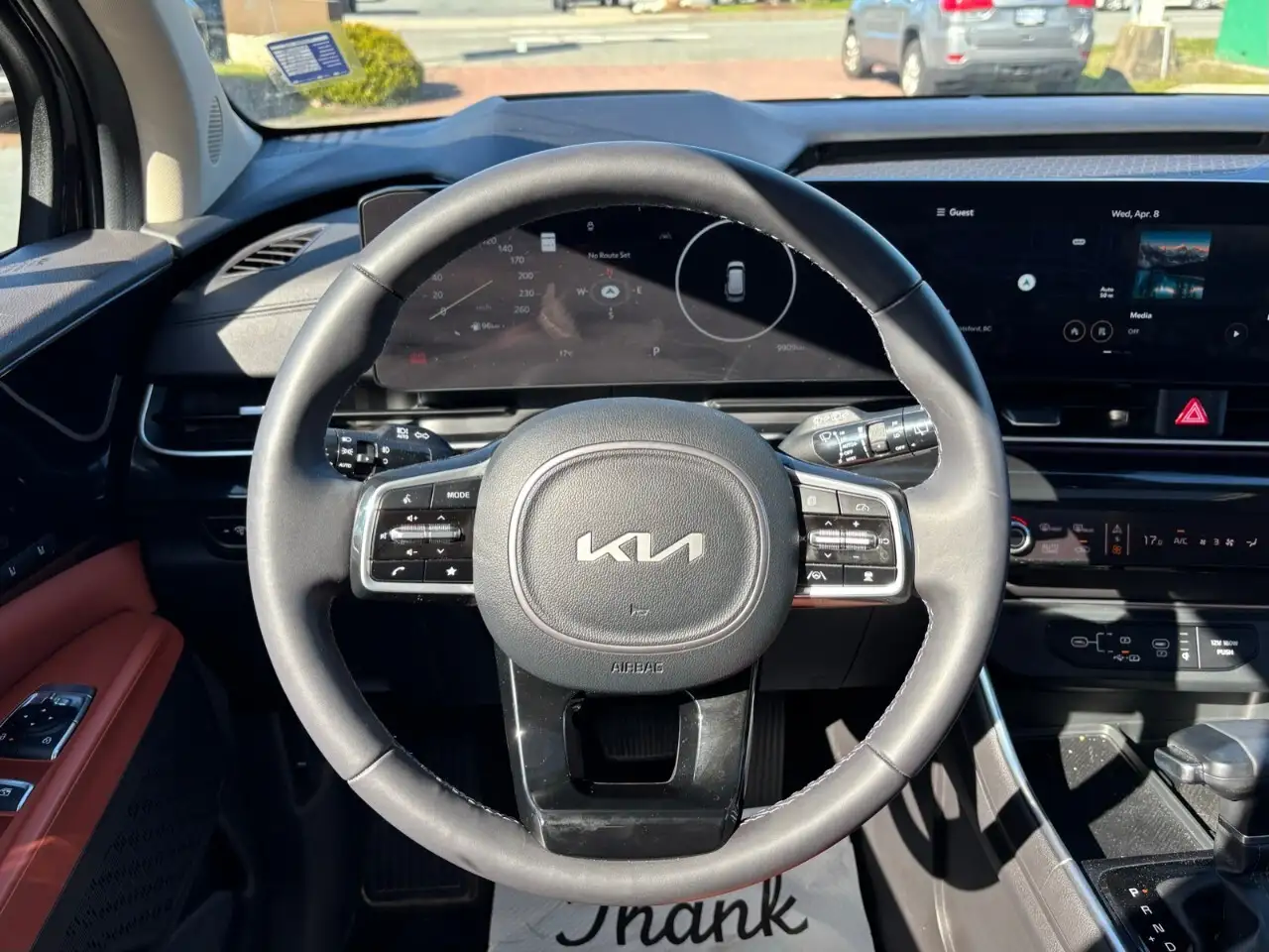 Kia Carnival photo Kia Carnival