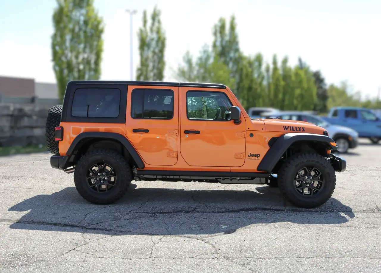 Jeep Wrangler снимка Jeep Wrangler