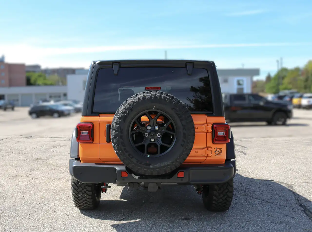Jeep Wrangler снимка Jeep Wrangler