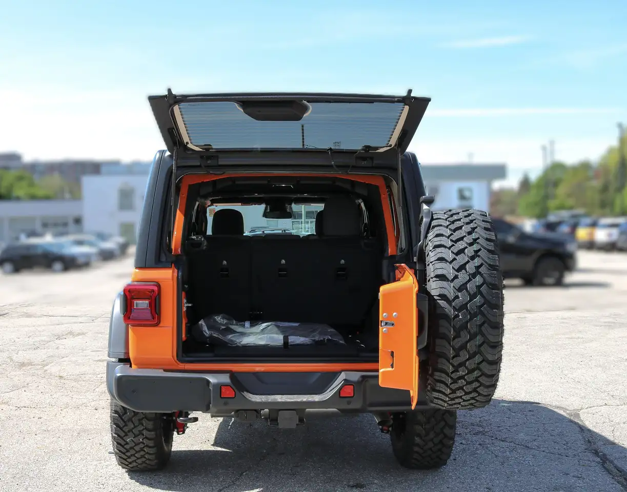 Jeep Wrangler снимка Jeep Wrangler