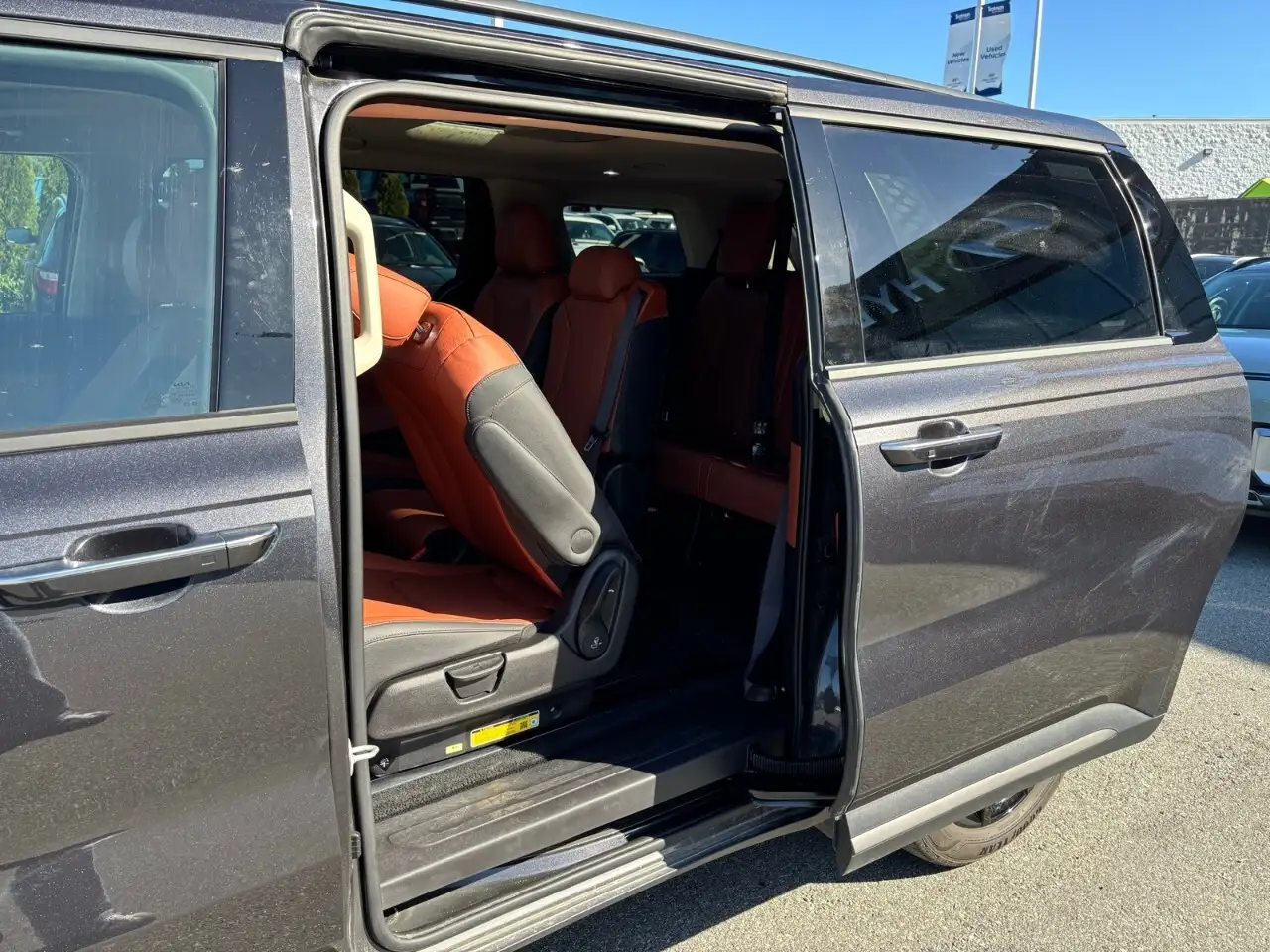Kia Carnival photo Kia Carnival