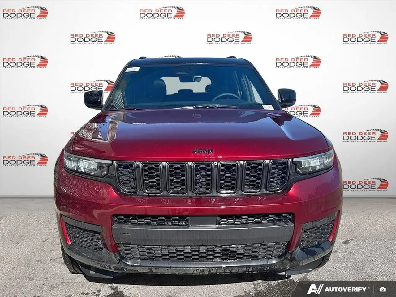 Jeep Grand Cherokee photo Jeep Grand Cherokee