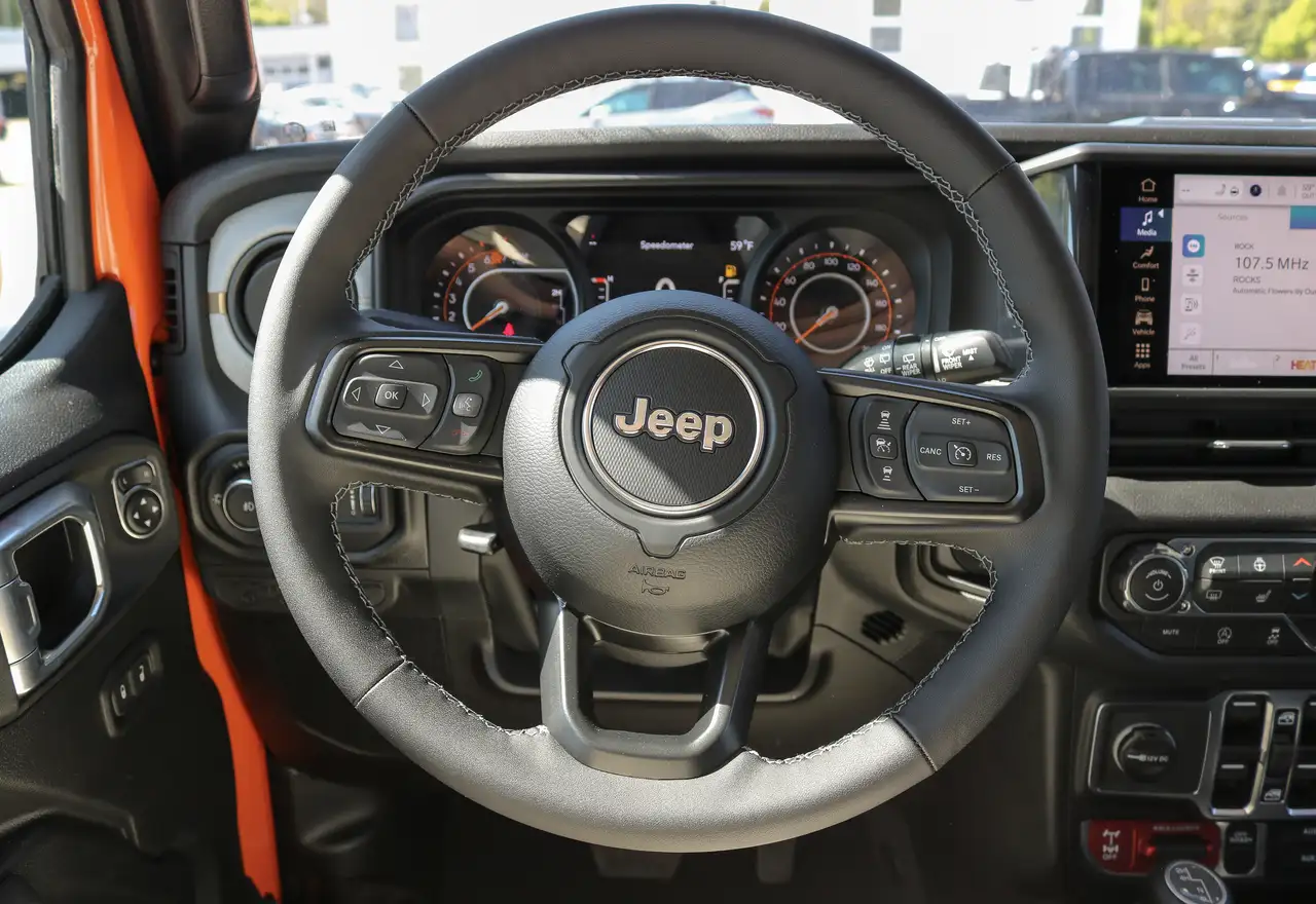 Jeep Wrangler снимка Jeep Wrangler
