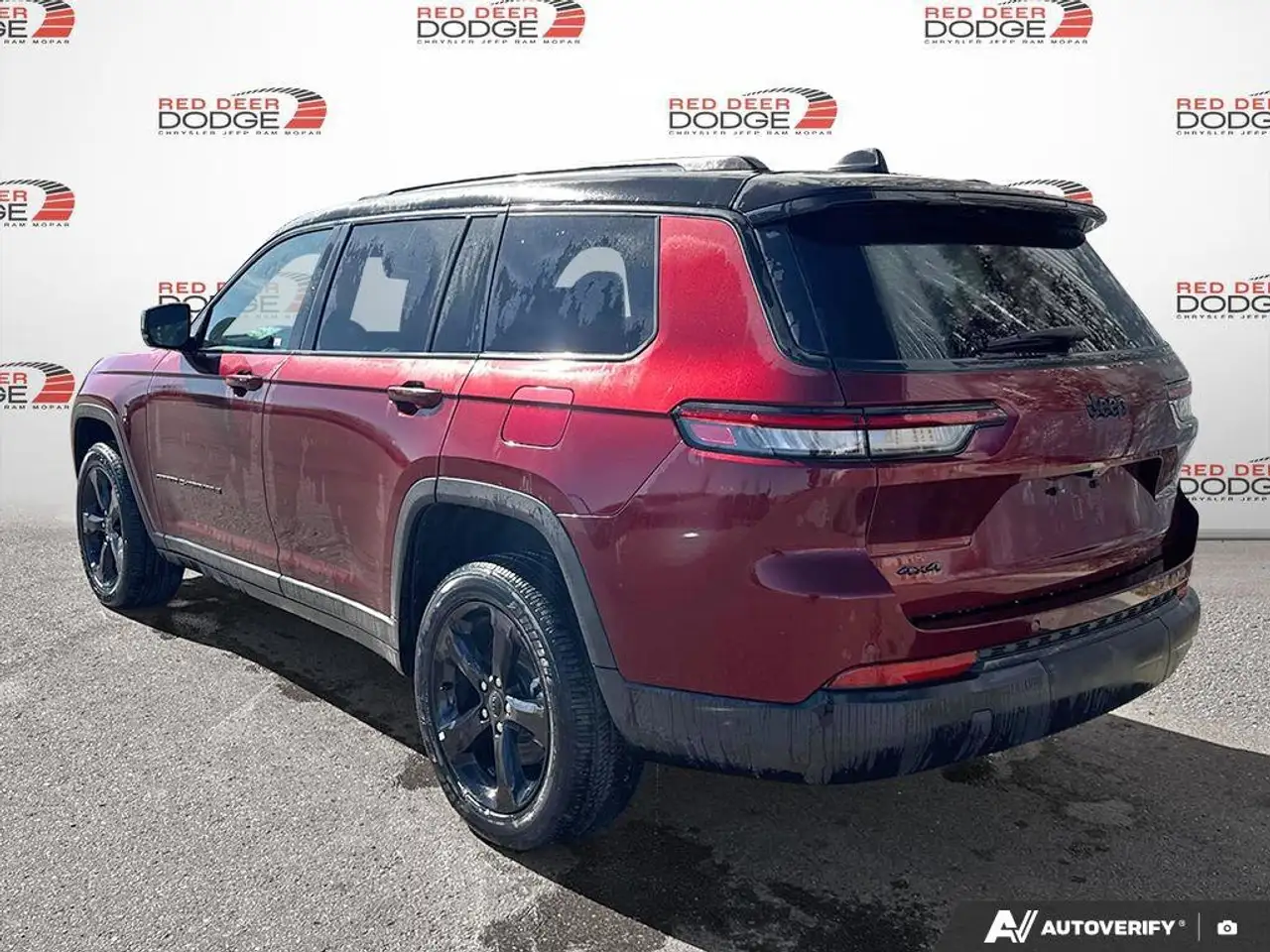 Jeep Grand Cherokee photo Jeep Grand Cherokee