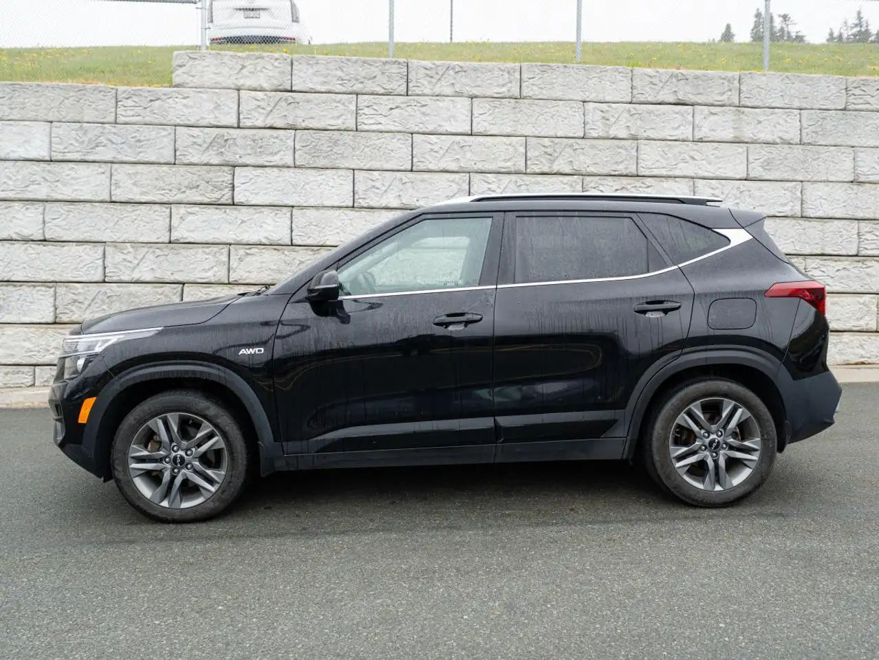 Kia Seltos photo Kia Seltos