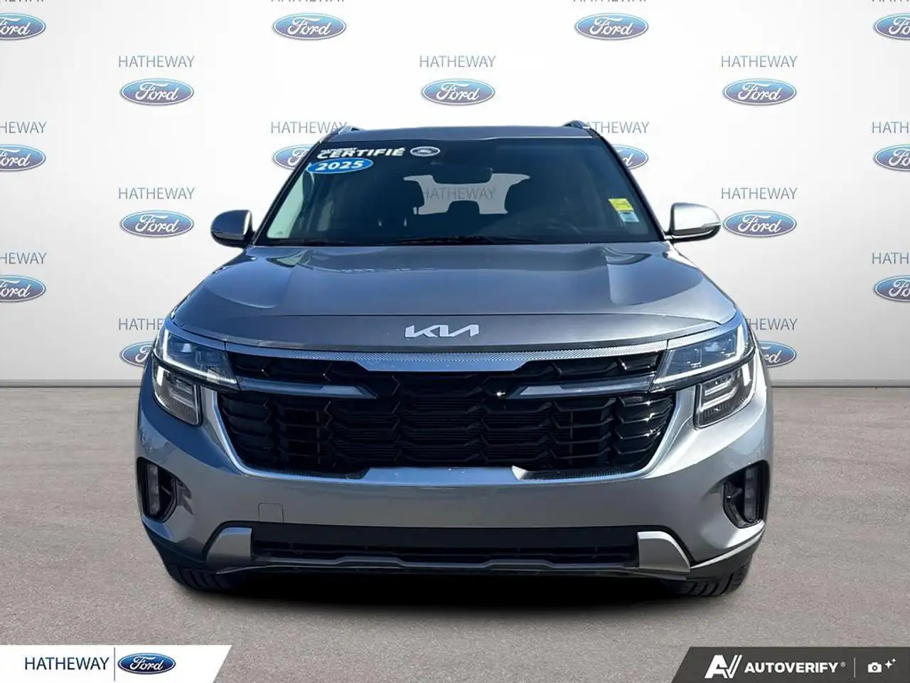 Kia Seltos снимка Kia Seltos