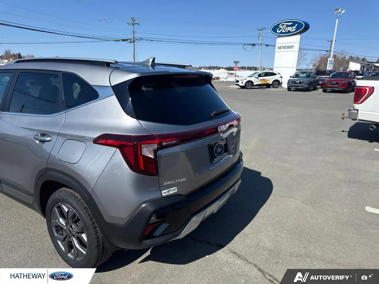 Kia Seltos снимка Kia Seltos