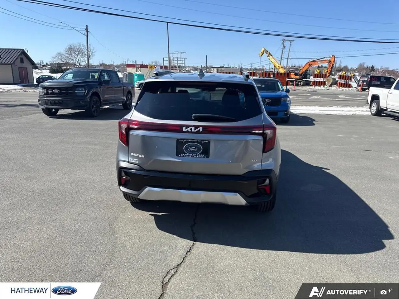 Kia Seltos снимка Kia Seltos