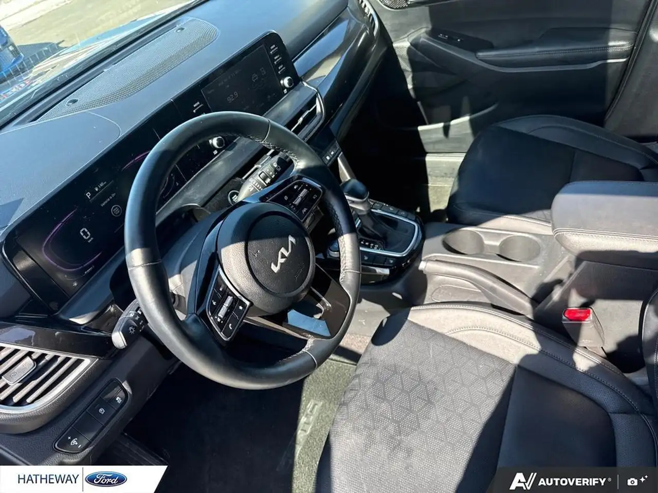 Kia Seltos снимка Kia Seltos
