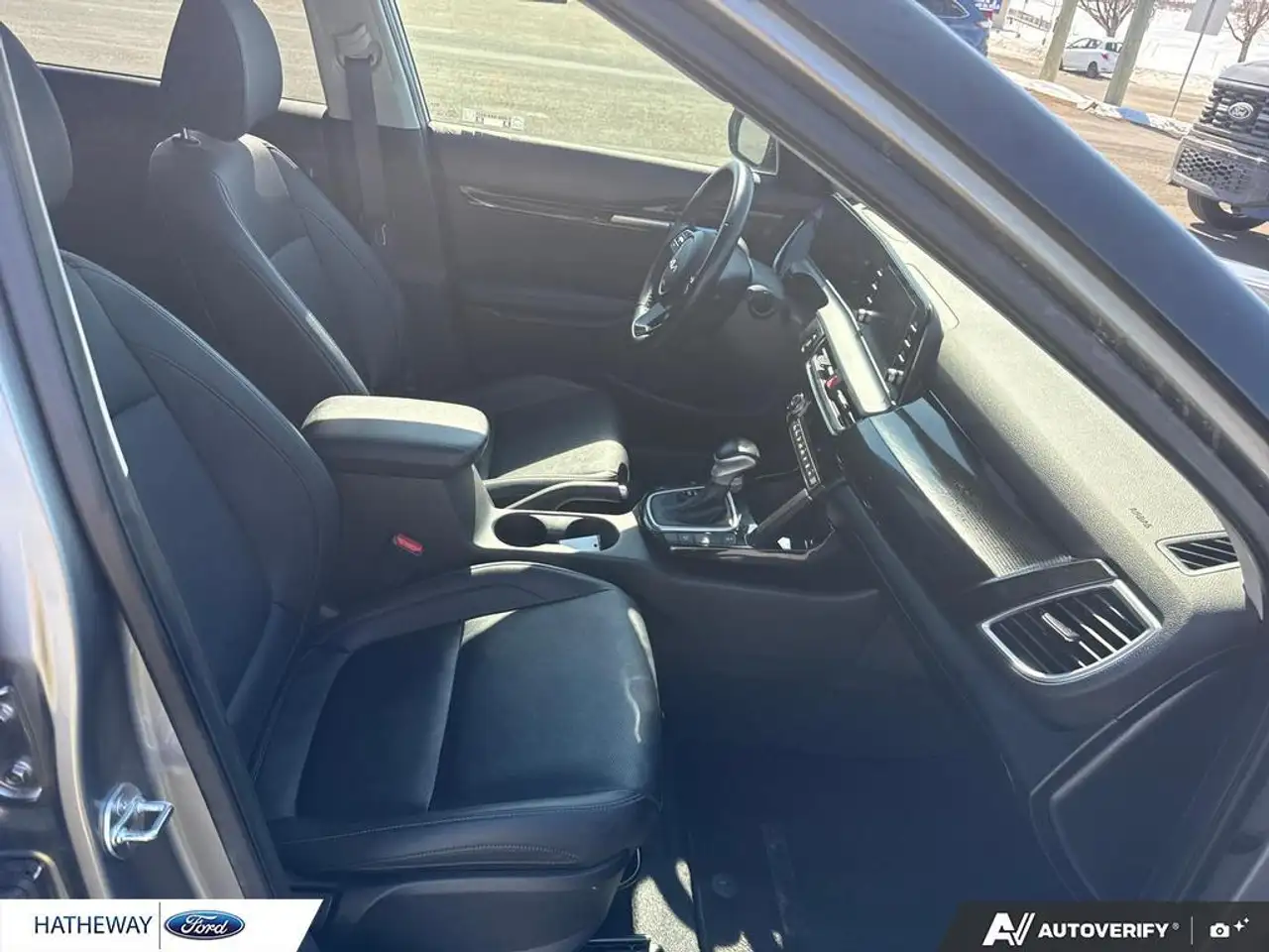 Kia Seltos снимка Kia Seltos