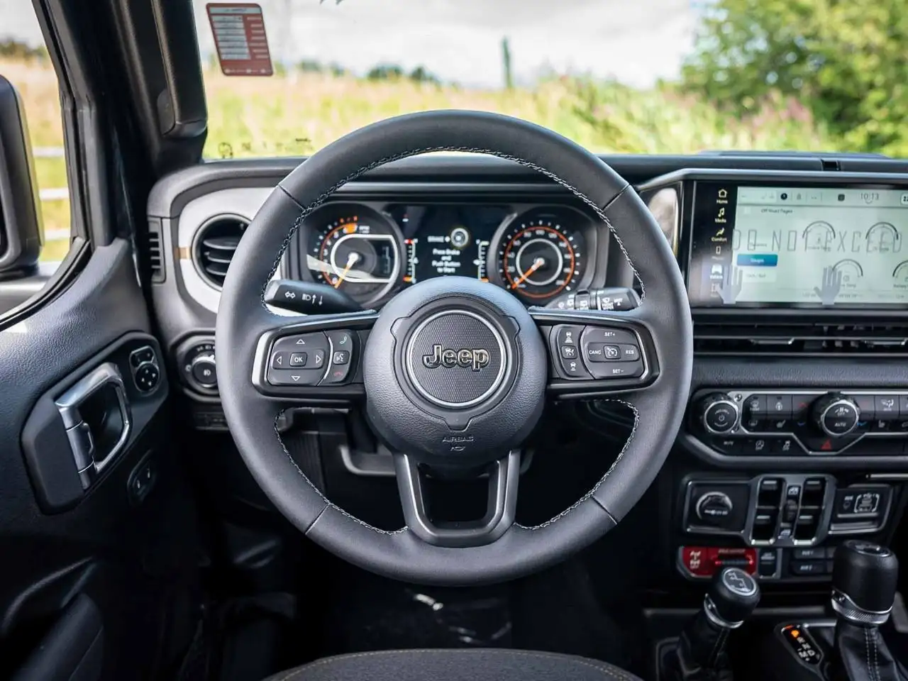 Jeep Wrangler снимка Jeep Wrangler