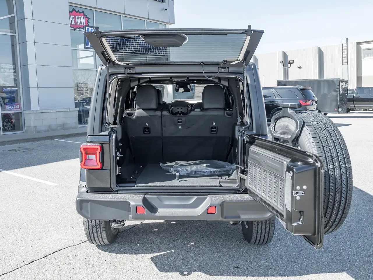 Jeep Wrangler снимка Jeep Wrangler